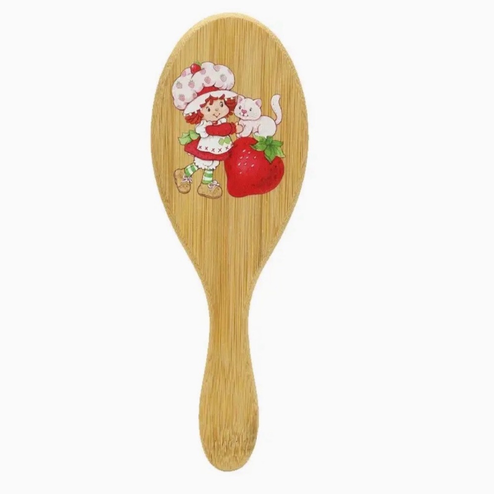 Celavi NWT Strawberry Shortcake Wooden Paddle Brush
